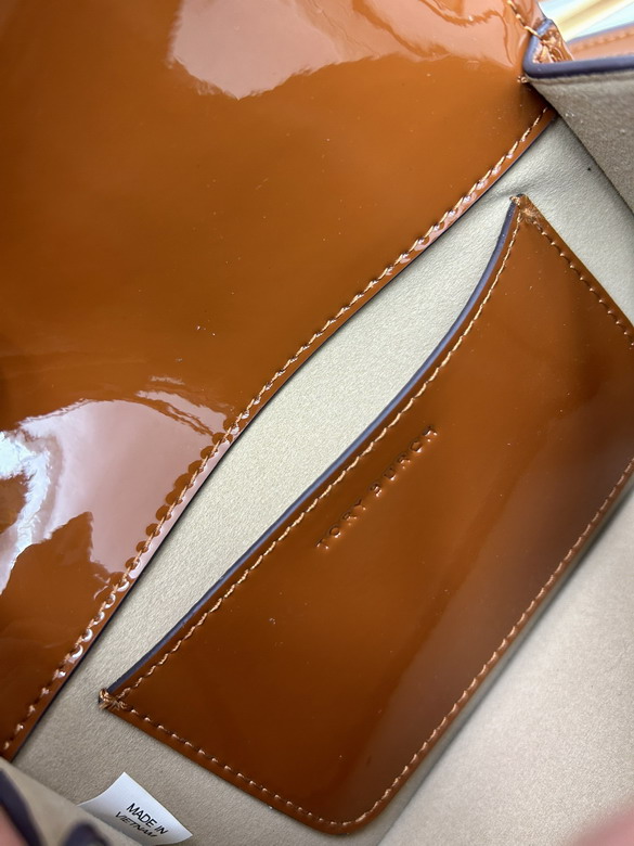 TB robinson 19x14x6cm jj2_8