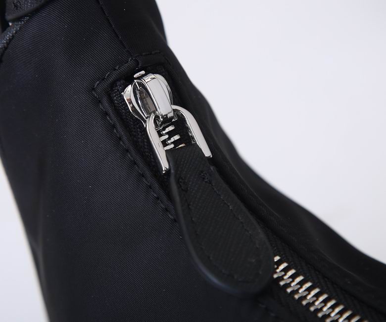 002A 22X12X6cm XMY 8