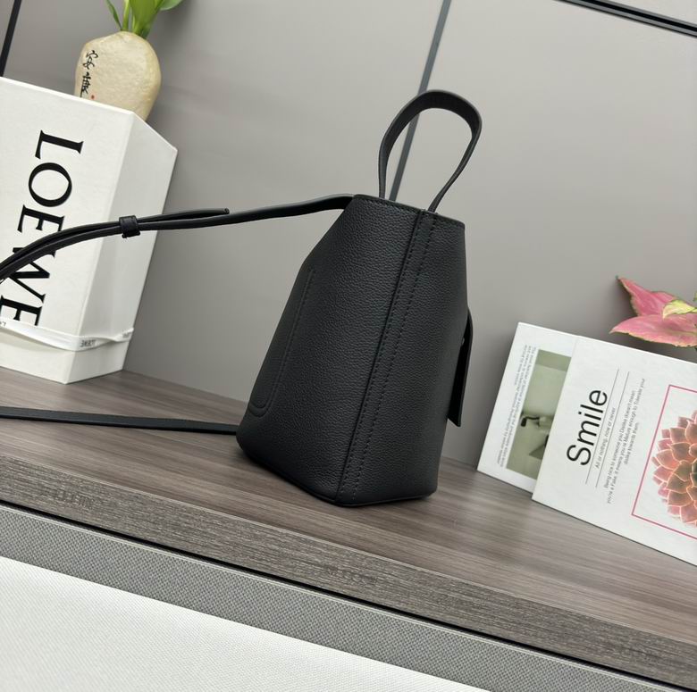 062342 16X16X19.5cm SS 1