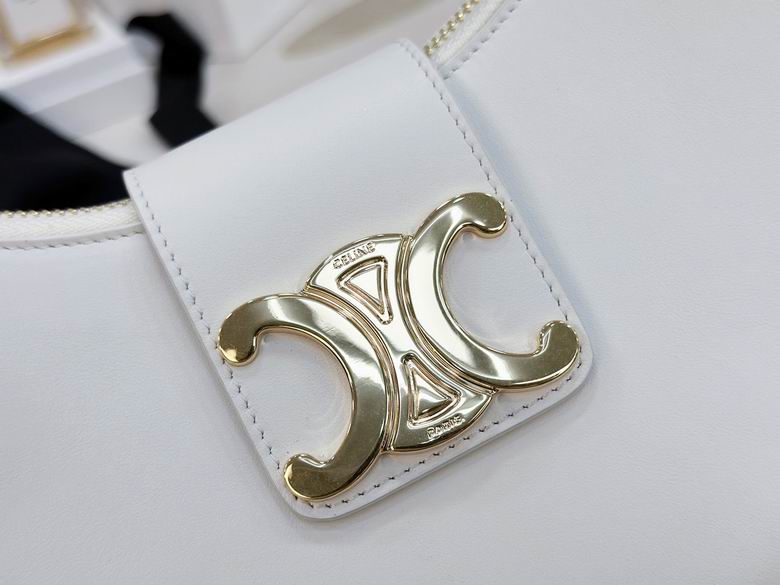 114493 23X13.5X6cm YG 5