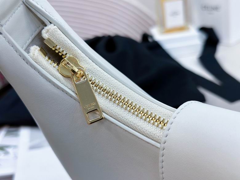 114493 23X13.5X6cm YG 6