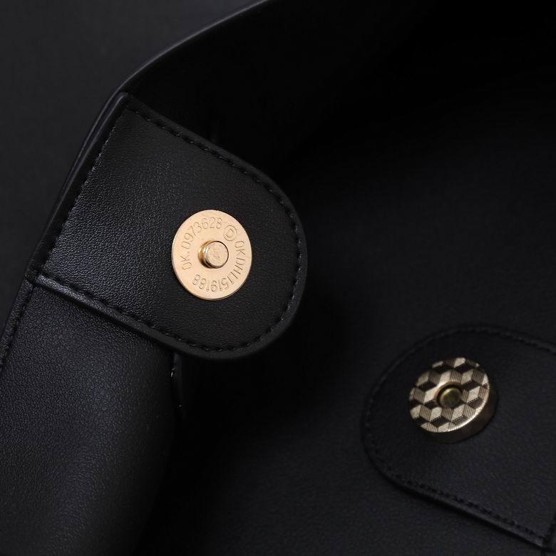 1677 40X30X9cm XMY 5