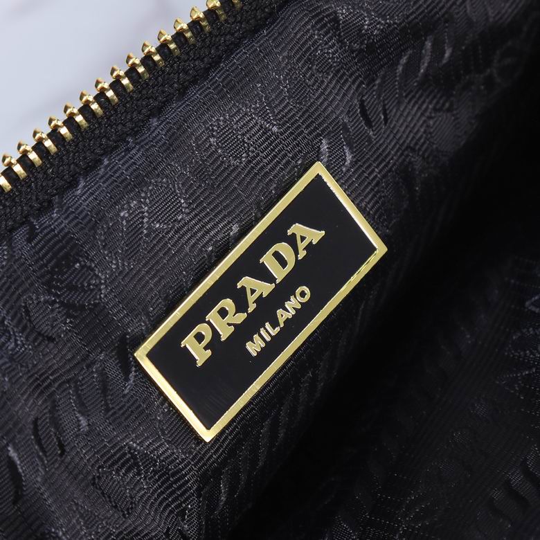 1677 40X30X9cm XMY 7