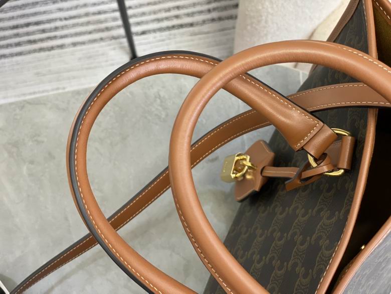 199742 35X22X7cm YG 8