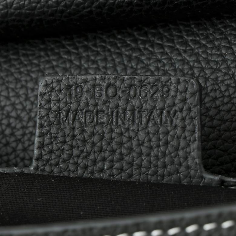 1ADBA011YKY 28X40X12cm WP 3色 26