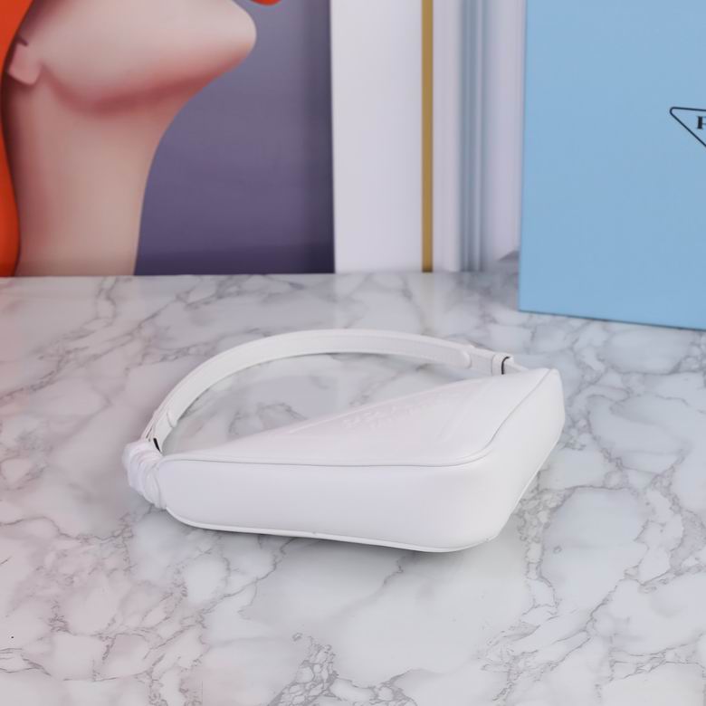 1NQ017 26X16X5cm XMY 3色 6