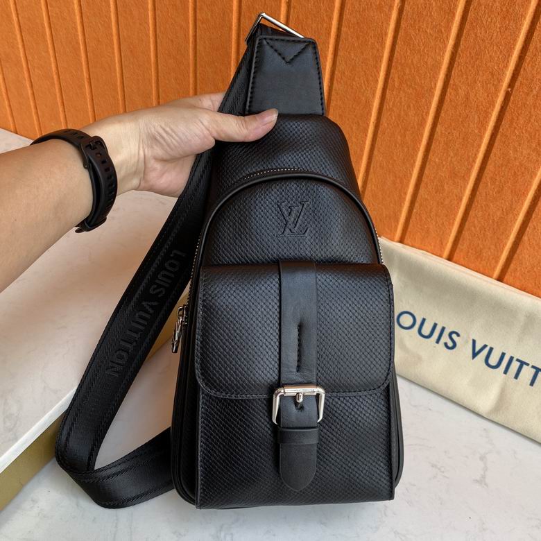 2052 30X17X5.5cm WP 5