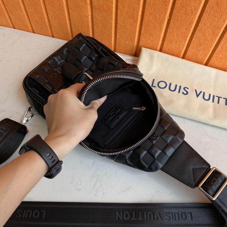 2052A 30X17X5.5cm WP 8