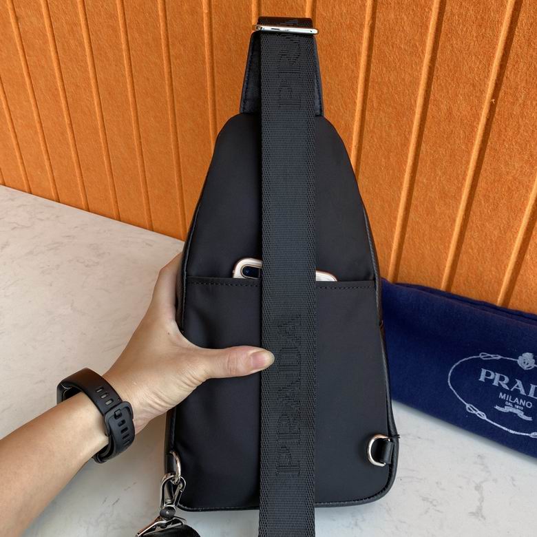 2053 30X17X5.5cm WP 6