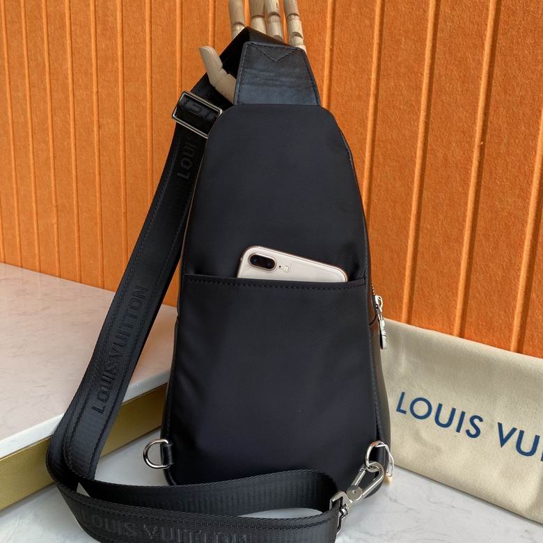 2054 30X17X5.5cm WP 1