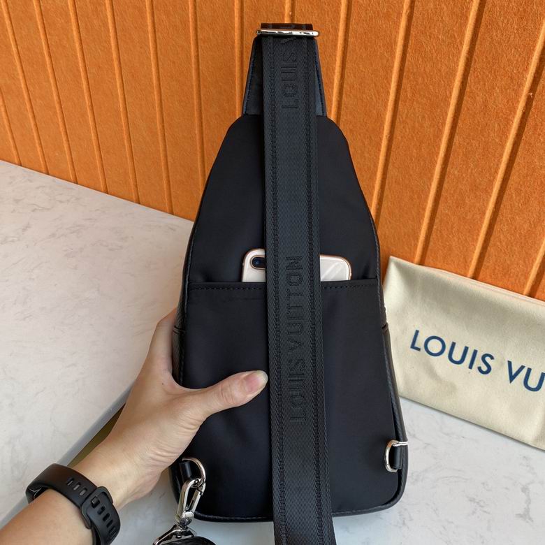 2054 30X17X5.5cm WP 6