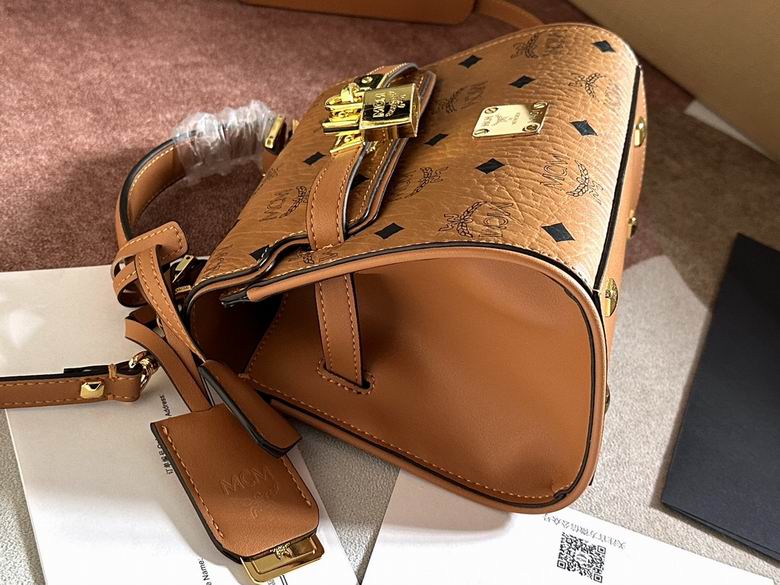 2092 18X15X10cm EY 7