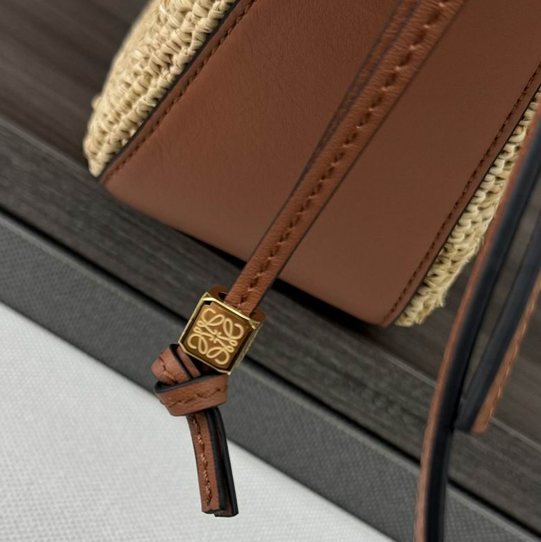 262319 28X27X9.5cm SS 6