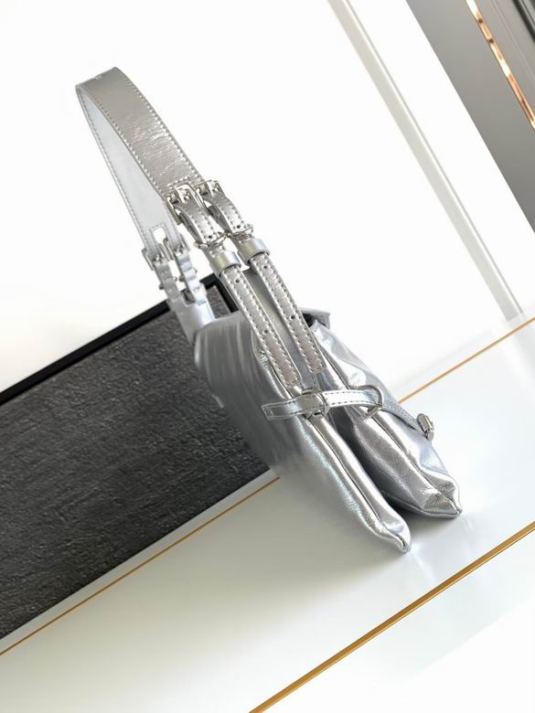 32X15X9.5cm 111805 YT 3色 19