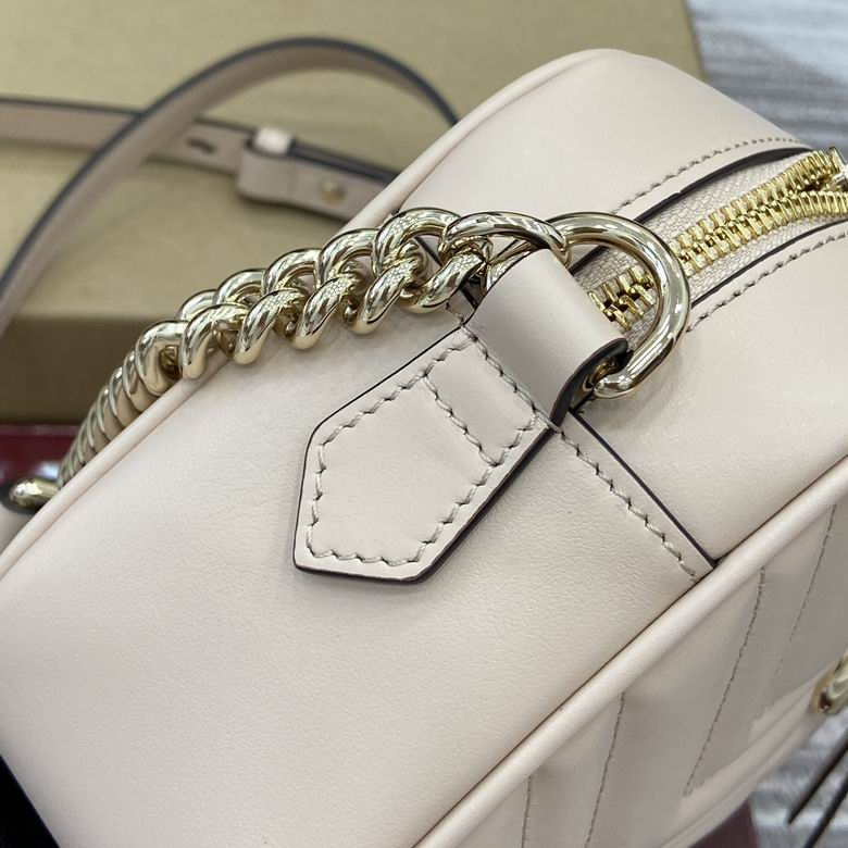 447632 24X13X7cm MP 4