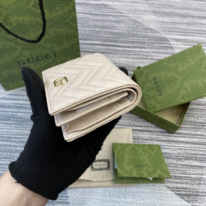 466492 11X17.5cm MP 4