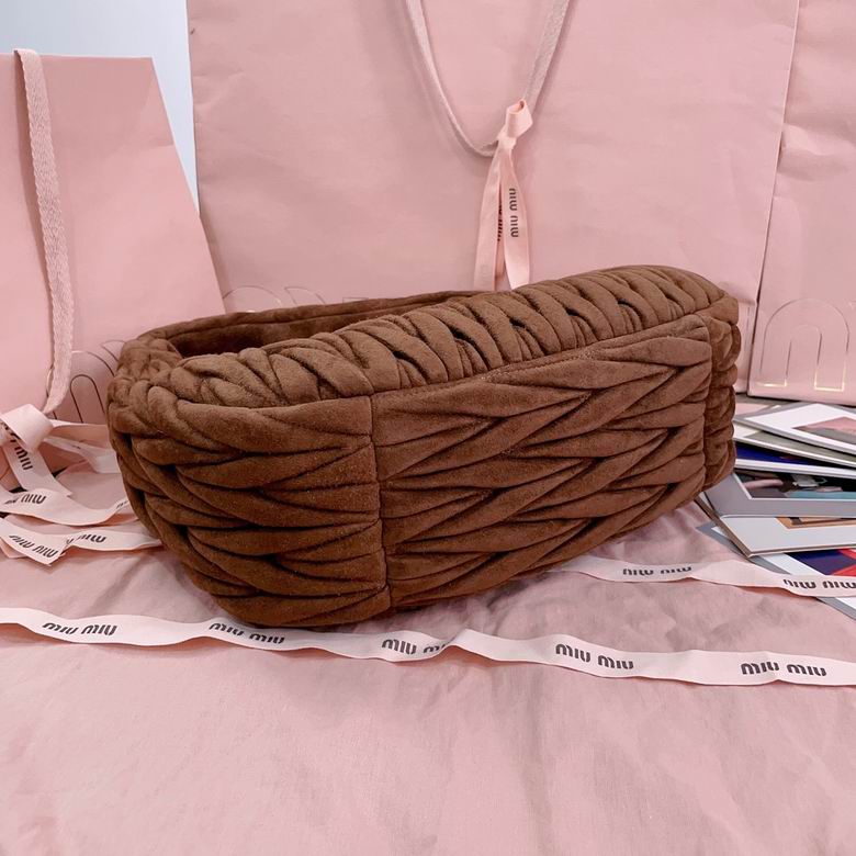 5BC108 29X24X10cm SF 3