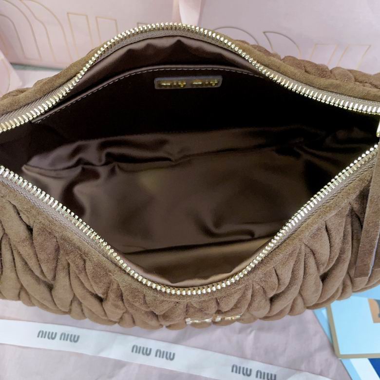 5BC108 29X24X10cm SF 7