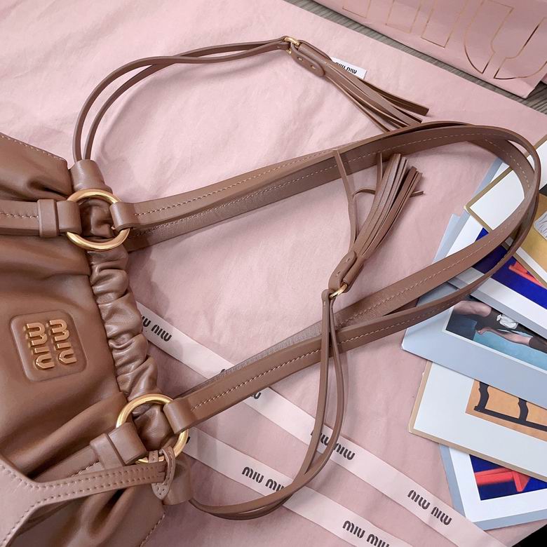 5BG306 32X16X10.5cm SF 3色 23