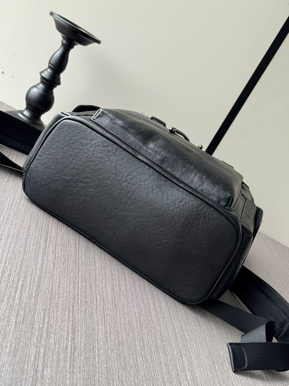 6989 43X35X17cm WP 5