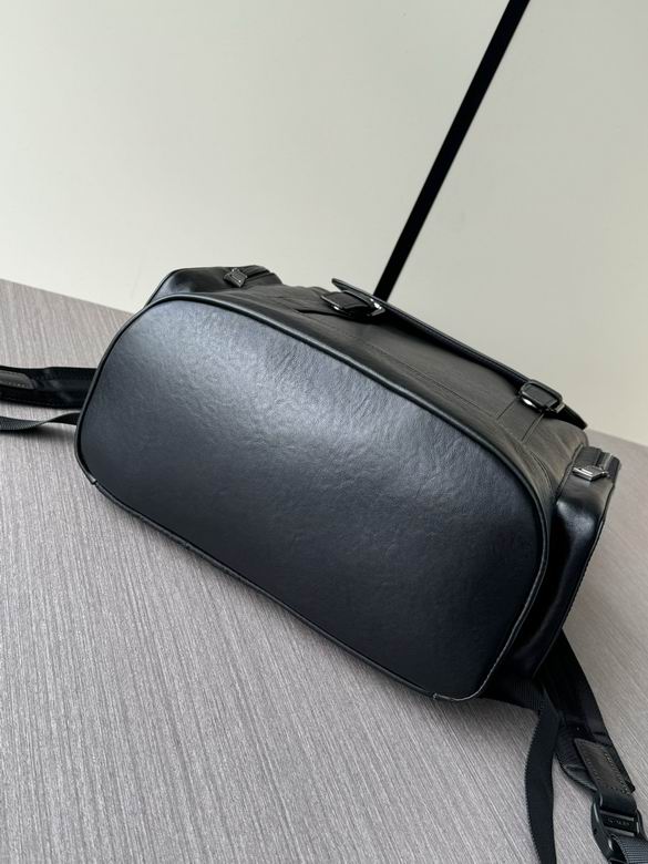 7037 42X33X16cm WP 6