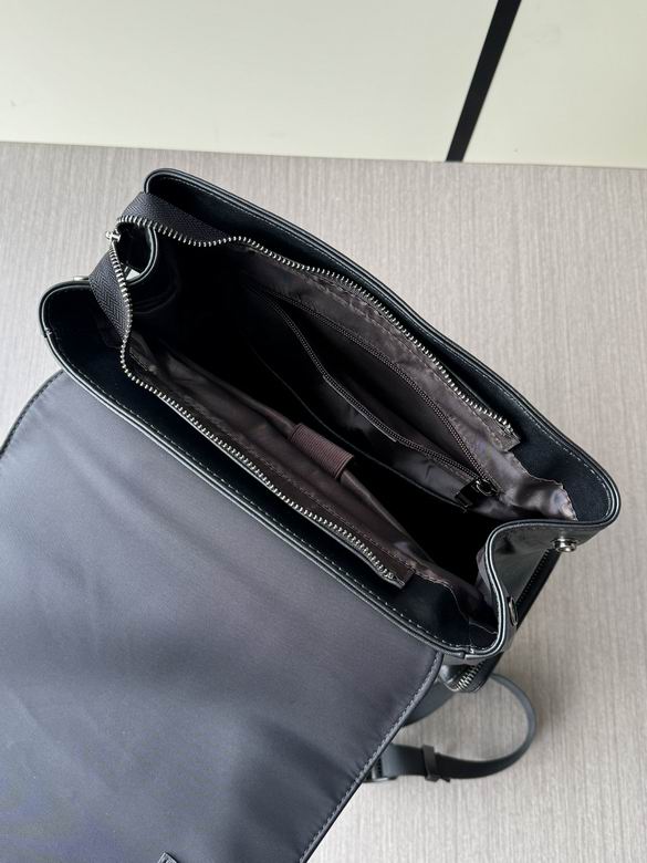 7037 42X33X16cm WP 8