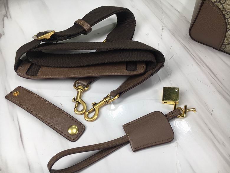 724642 44X28.5X24.5cm DF 7