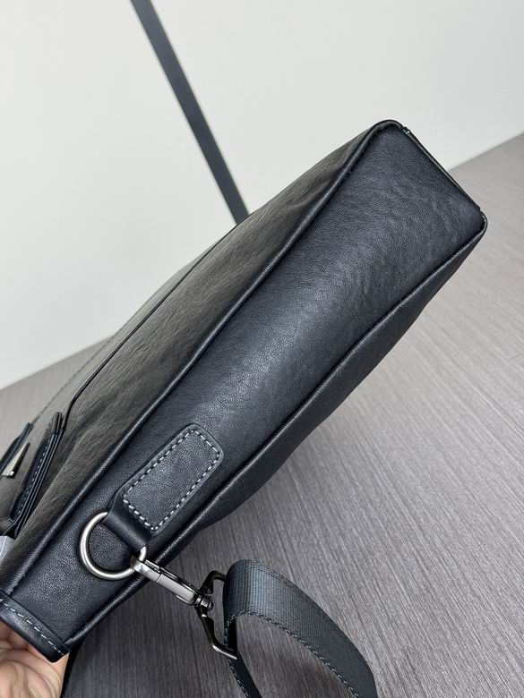 7322-1A 39X29X7cm WP 6