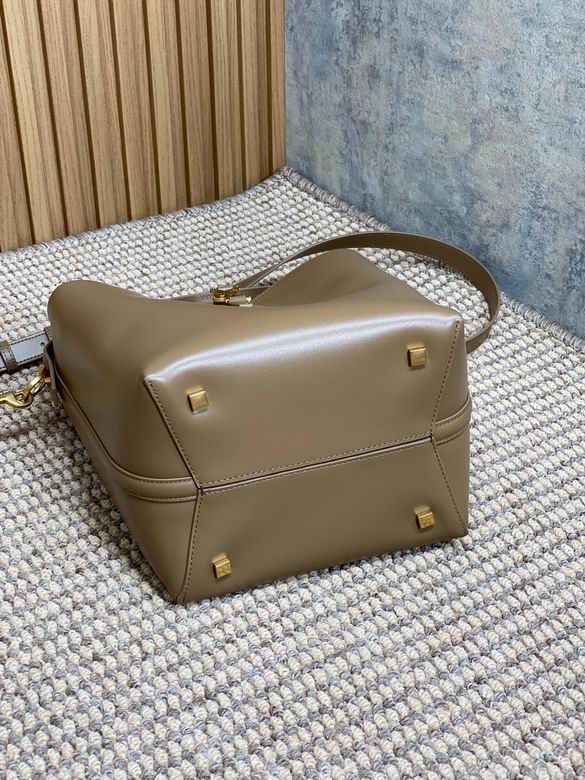 742828 20X25X16cm MT 5