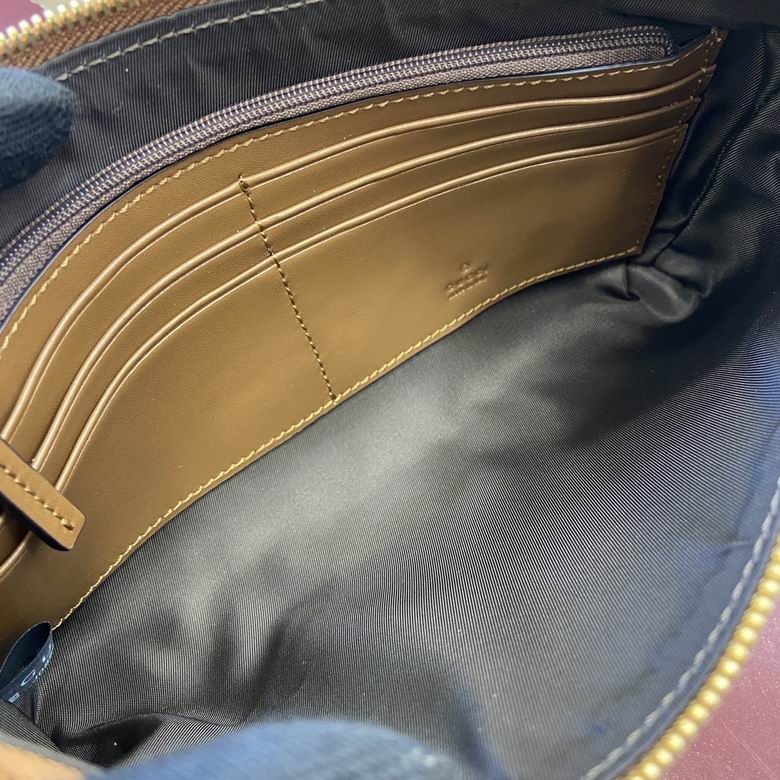 779791 22.5X13X2.5cm MP 3色 27