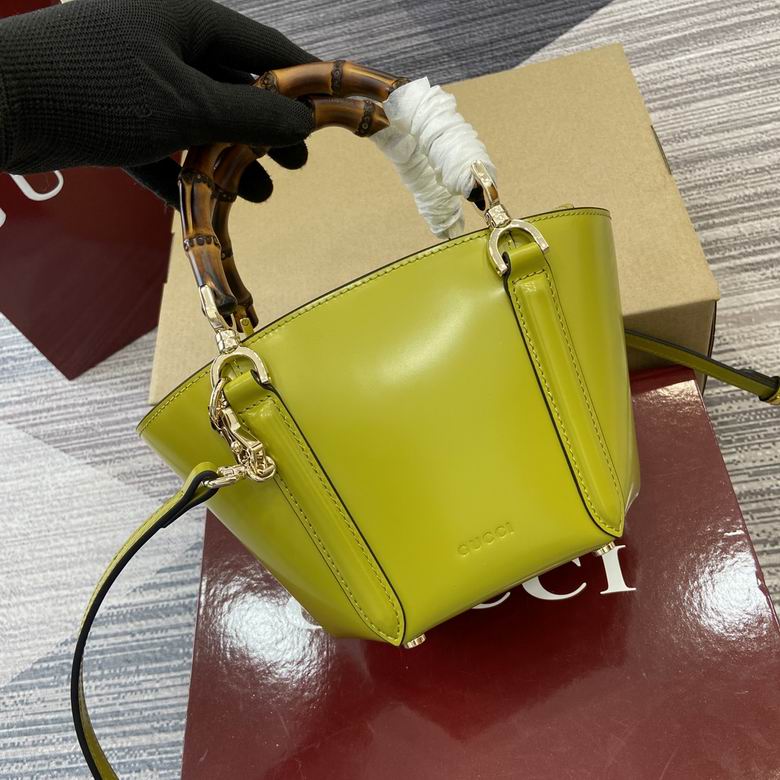 805832 16X27X14X4.6cm MP 4色 25