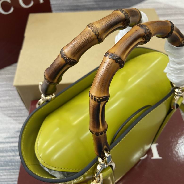 805832 16X27X14X4.6cm MP 4色 27