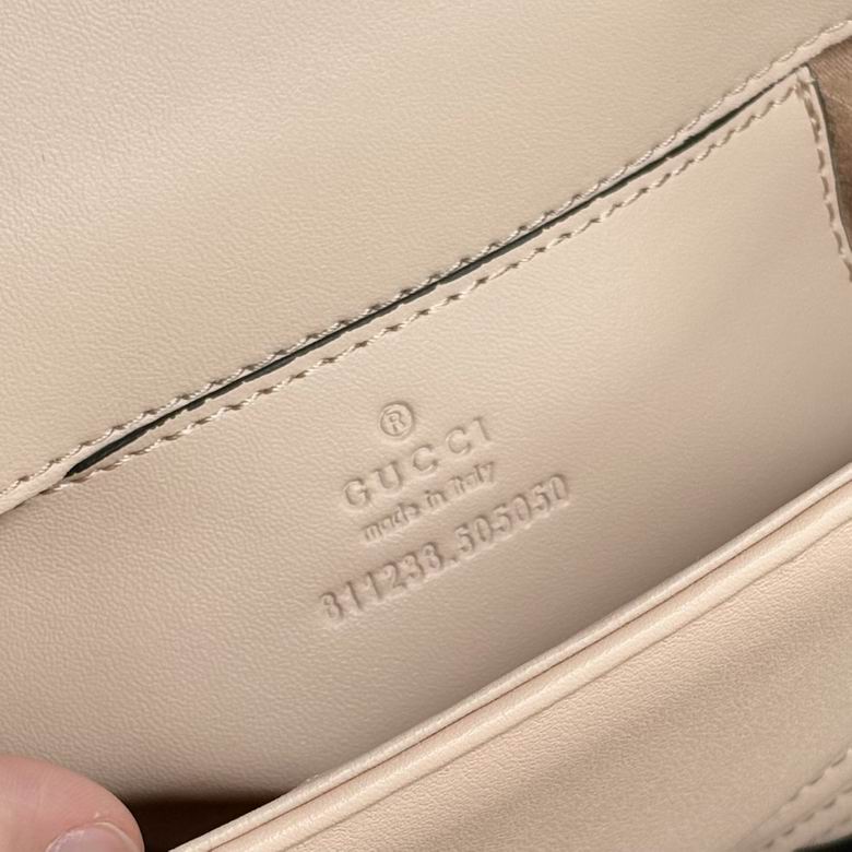 811238 17X13X6cm DF 6