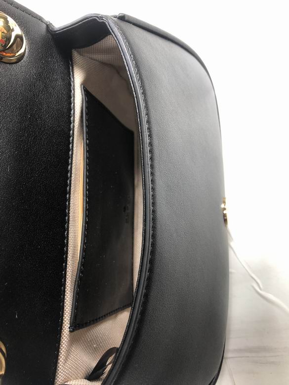 815700 21.5X11X8cm DF 3色 26