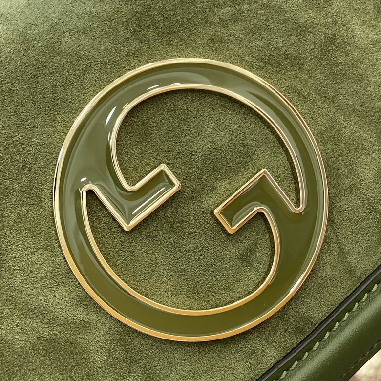 815711 21.5X11X8cm MP 5