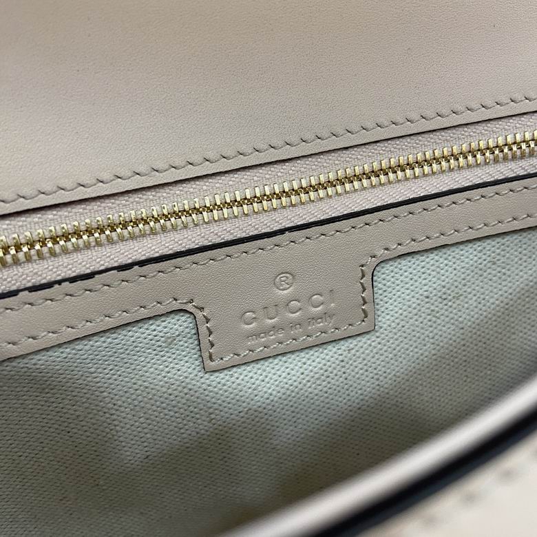 815715 26X16X8cm MP 9