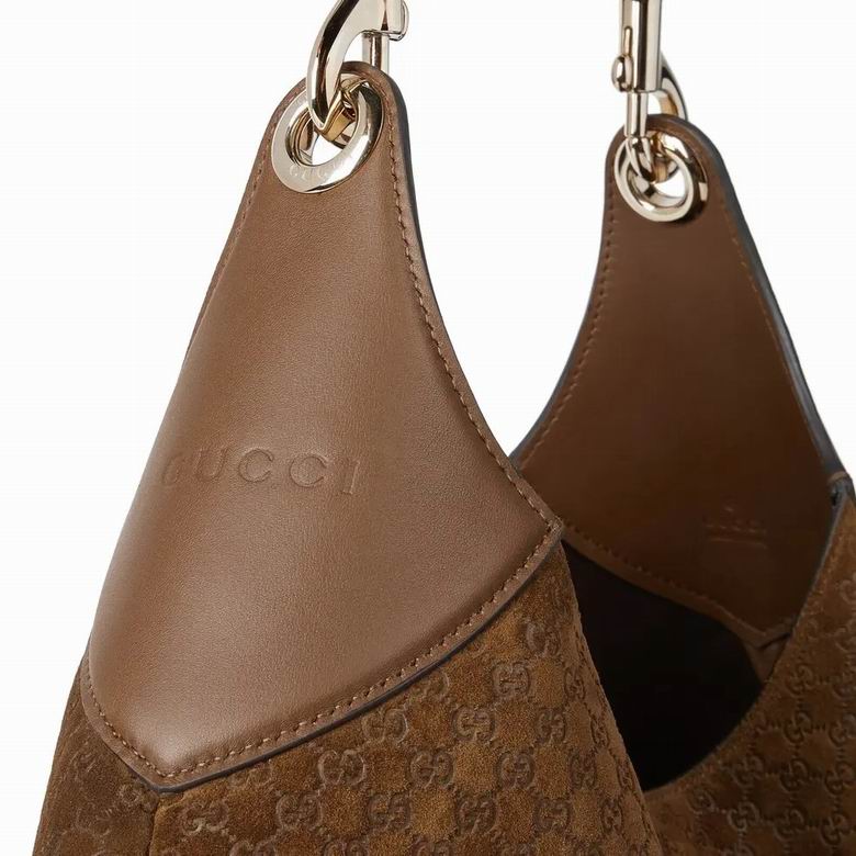 815924 49X46X4cm MP 3