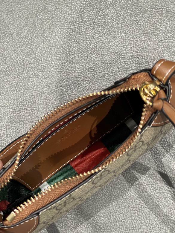 820696 19X23X13X2cm DF 6