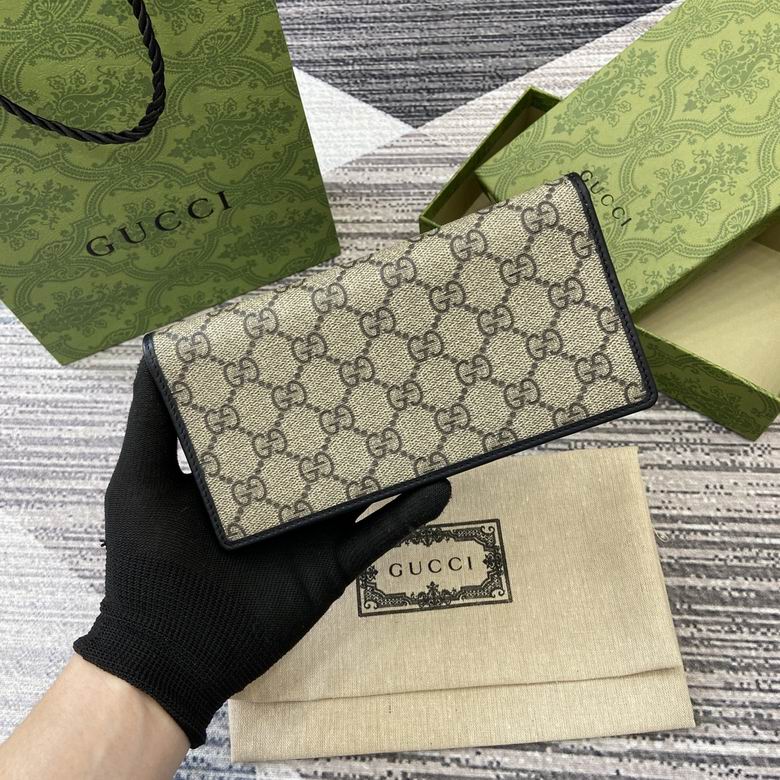 821802 19X11cm MP 2色 11