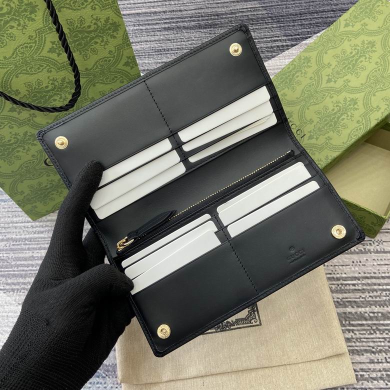 821802 19X11cm MP 2色 16