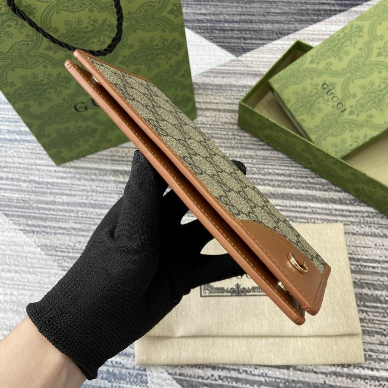 821802 19X11cm MP 2色 3