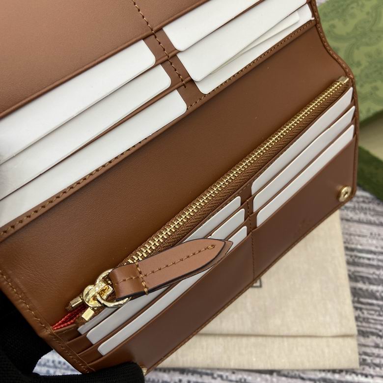 821802 19X11cm MP 2色 8