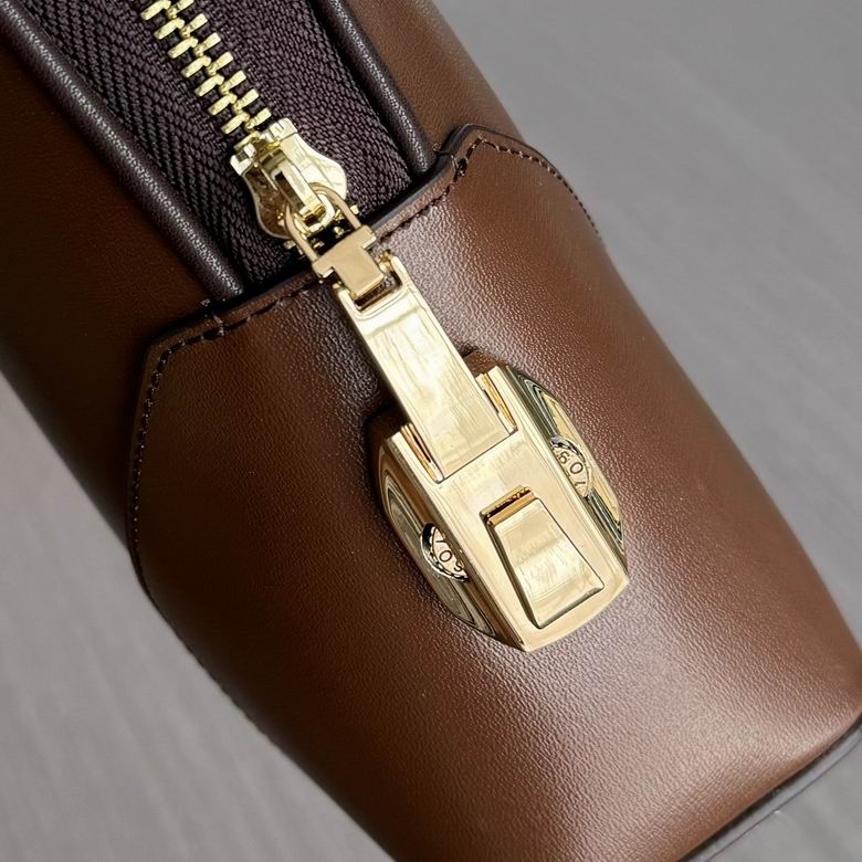 8453-1 39X29X7cm WP 4