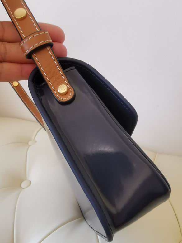 893 15.5X21X6cm TB 4色 32