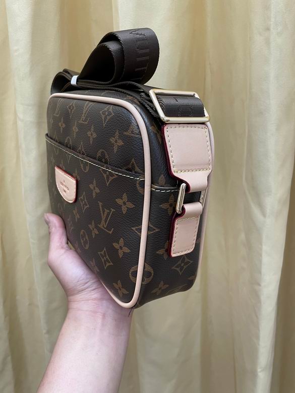 9017-3 26X18X7cm WP 4