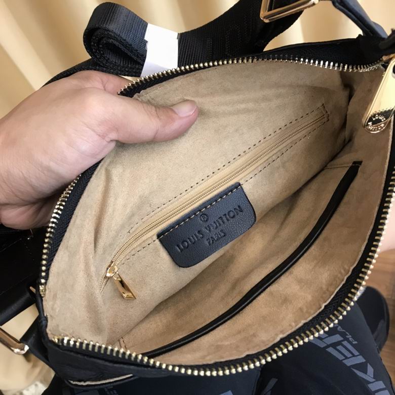 941-4 25X28X5cm WP 8