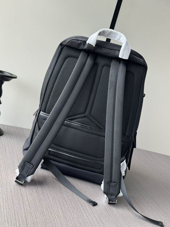 982VZ048 43.5X31X20cm WP 1