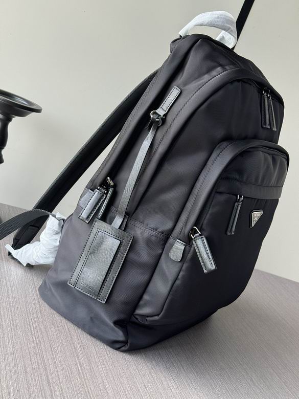 982VZ048 43.5X31X20cm WP 3