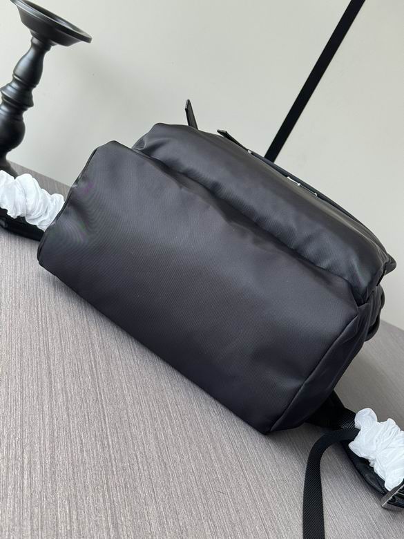 982VZ048 43.5X31X20cm WP 4