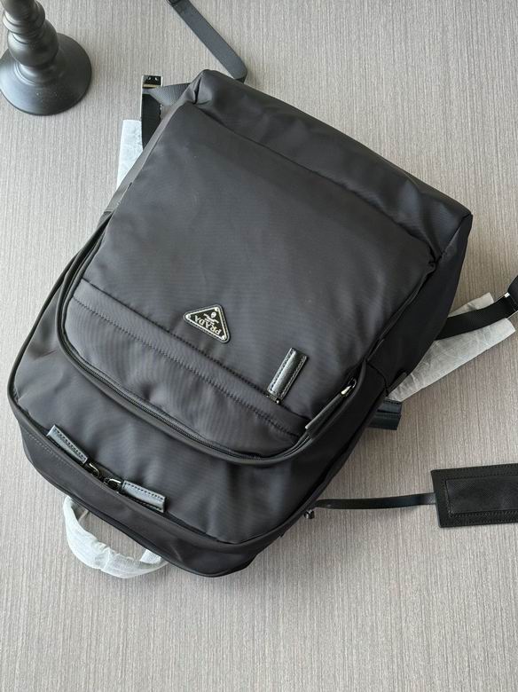 982VZ048 43.5X31X20cm WP 5